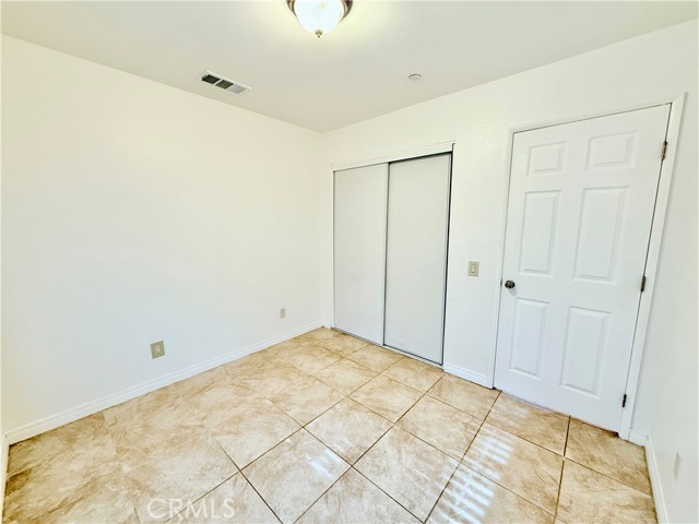 Detail Gallery Image 10 of 22 For 17232 Ceres, Fontana,  CA 92335 - 4 Beds | 2 Baths