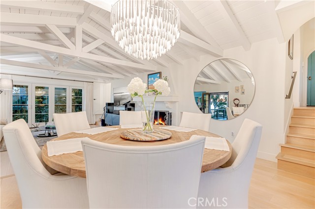 802 Rembrandt Drive, Laguna Beach CA: https://media.crmls.org/medias/130ea64a-b346-4fc9-9999-601a3a1e369c.jpg