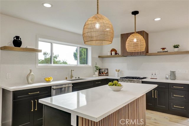 Detail Gallery Image 10 of 34 For 5218 Barker Dr, Los Angeles,  CA 90042 - 3 Beds | 2 Baths