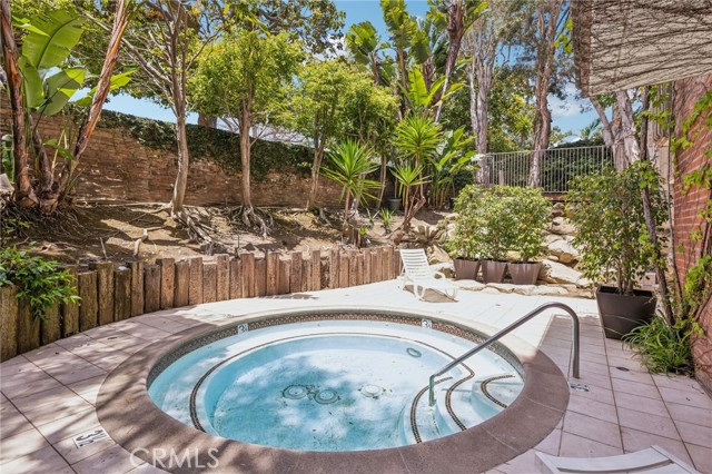 Detail Gallery Image 30 of 36 For 450 San Vicente Bld #203,  Santa Monica,  CA 90402 - 2 Beds | 2 Baths