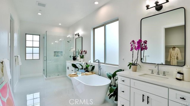 17413 Siena Ln, Fountain Valley CA: https://media.crmls.org/medias/131035bf-4ed8-4846-a47d-df0184cbf4bf.jpg