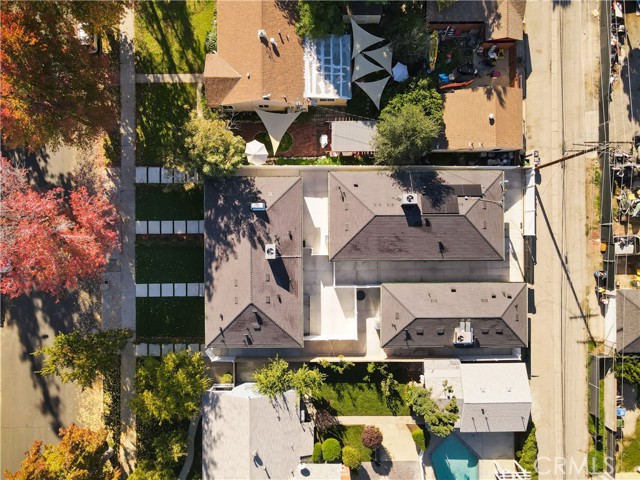 Detail Gallery Image 3 of 75 For 6935 Jellico Ave, Lake Balboa,  CA 91406 - 8 Beds | 8 Baths