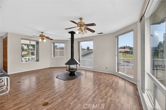 Detail Gallery Image 19 of 65 For 29886 Bahia Dr, Canyon Lake,  CA 92587 - 3 Beds | 2 Baths