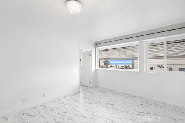 Detail Gallery Image 6 of 8 For 245 Aster St #7,  Laguna Beach,  CA 92651 - 2 Beds | 1 Baths