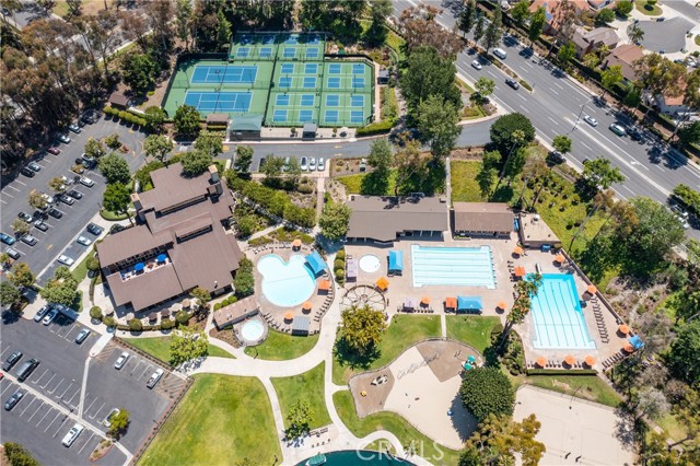 21992 Hoi Circle, Lake Forest CA: https://media.crmls.org/medias/13125ba1-2fa6-4270-a699-e68acec6884b.jpg