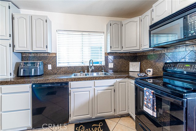 Image 14 of 70 For 3595 Sue Pam Drive