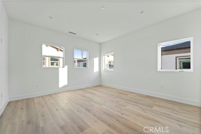 Detail Gallery Image 16 of 27 For 2811 190th Street #B,  Redondo Beach,  CA 90278 - 4 Beds | 3/1 Baths