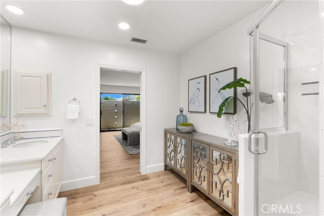 Detail Gallery Image 23 of 27 For 1120 Granville Dr, Newport Beach,  CA 92660 - 2 Beds | 2 Baths