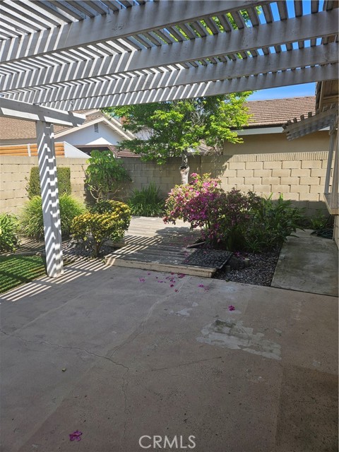 Detail Gallery Image 18 of 21 For 6801 Glen Drive, Huntington Beach,  CA 92647 - 4 Beds | 2 Baths