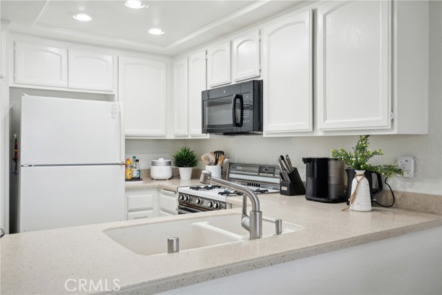 Detail Gallery Image 14 of 30 For 22230 S Vermont Ave 102b,  Torrance,  CA 90502 - 2 Beds | 2 Baths