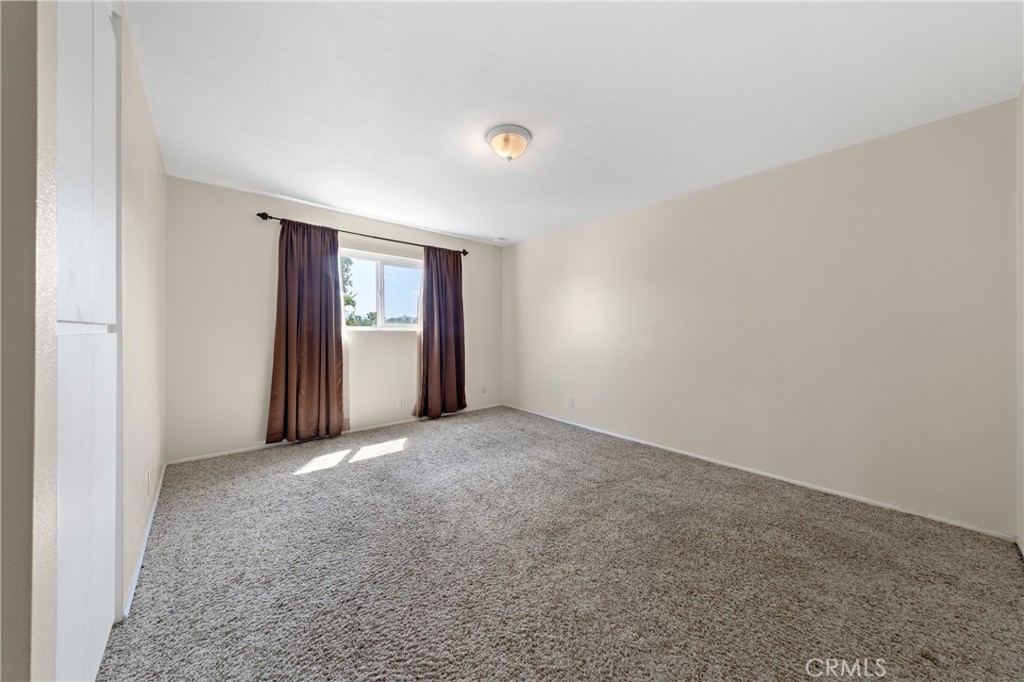 806 4th - photo 18