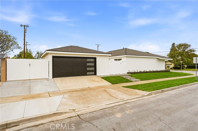 Detail Gallery Image 2 of 57 For 17271 Orange, Yorba Linda,  CA 92886 - 4 Beds | 2 Baths