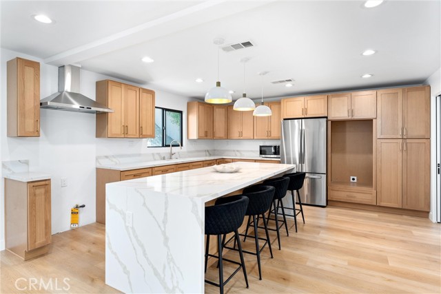 1290 N Tippetts Lane, Anaheim CA: https://media.crmls.org/medias/131522e0-f906-49aa-9a6b-dee0b3f04a4b.jpg