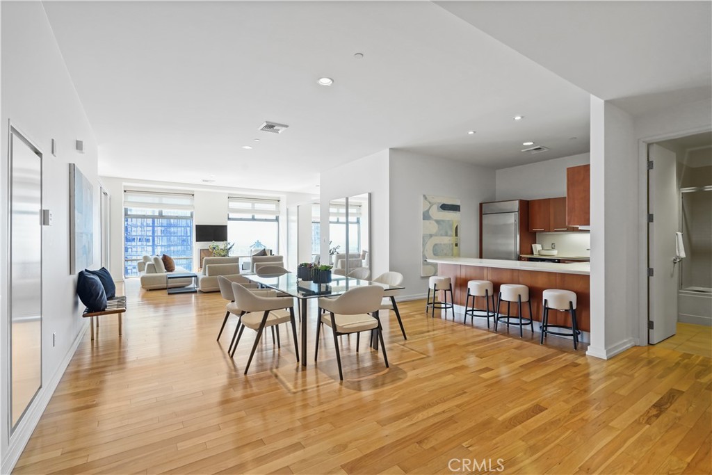 801 S Grand Avenue 2010, Los Angeles, CA 90017