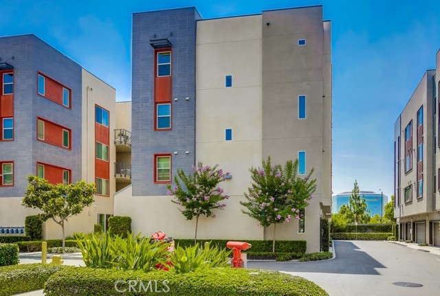 Detail Gallery Image 3 of 75 For 120 Tribeca, Irvine,  CA 92612 - 3 Beds | 3 Baths