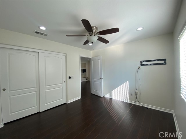 Detail Gallery Image 21 of 30 For 19303 Cohasset St, Reseda,  CA 91335 - 4 Beds | 3 Baths