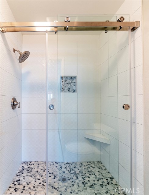 27832 Emerald, Mission Viejo CA: https://media.crmls.org/medias/131741ed-9728-4c9b-9d23-811c41a7198f.jpg