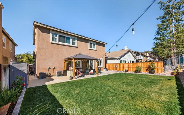 Detail Gallery Image 19 of 31 For 34215 Pinehurst, Yucaipa,  CA 92399 - 4 Beds | 2/1 Baths