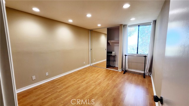 Detail Gallery Image 15 of 26 For 4080 via Marisol #129,  Los Angeles,  CA 90042 - 2 Beds | 2 Baths