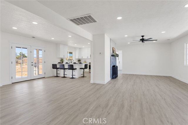 Detail Gallery Image 4 of 28 For 18509 Yuba St, Hesperia,  CA 92345 - 3 Beds | 2 Baths