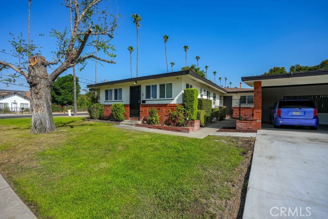 Detail Gallery Image 9 of 23 For 16516 Upland Ave, Fontana,  CA 92335 - – Beds | – Baths