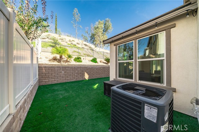 11298 Finders Court, Corona CA: https://media.crmls.org/medias/1319f0cc-bf6e-4a06-b1c6-bedb3abe24c8.jpg