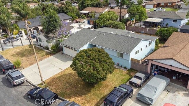 13440 Hutchcroft Street, La Puente CA: https://media.crmls.org/medias/131a02ab-ec8e-4002-93c0-b5eedd34635d.jpg