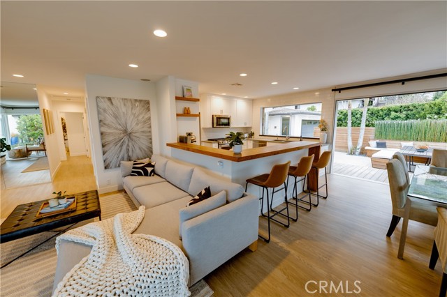 1806 Calle Leticia, San Clemente CA: https://media.crmls.org/medias/131b0873-9dda-47f9-9838-fde16b8b40e0.jpg