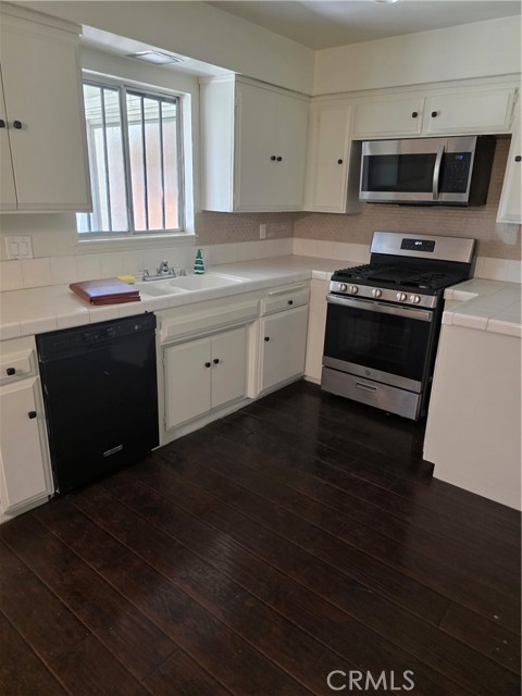 Detail Gallery Image 22 of 25 For 766 E Pillsbury, Lancaster,  CA 93535 - 5 Beds | 2 Baths