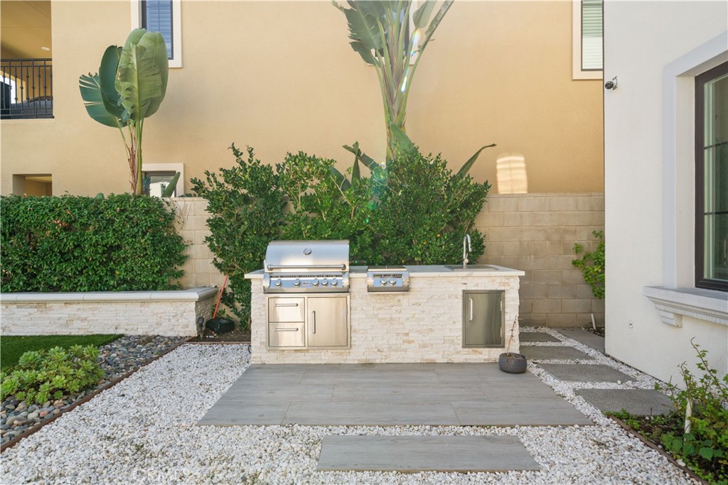 MLS #OC25246065 image #47