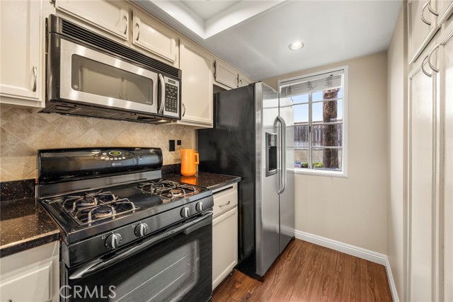 2410 W Orangethorpe Avenue, Fullerton CA: https://media.crmls.org/medias/131c63db-1644-4746-93ee-9cd734eecf7b.jpg