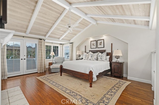 Detail Gallery Image 20 of 43 For 2431 Bayshore Drive, Newport Beach,  CA 92663 - 4 Beds | 3/1 Baths