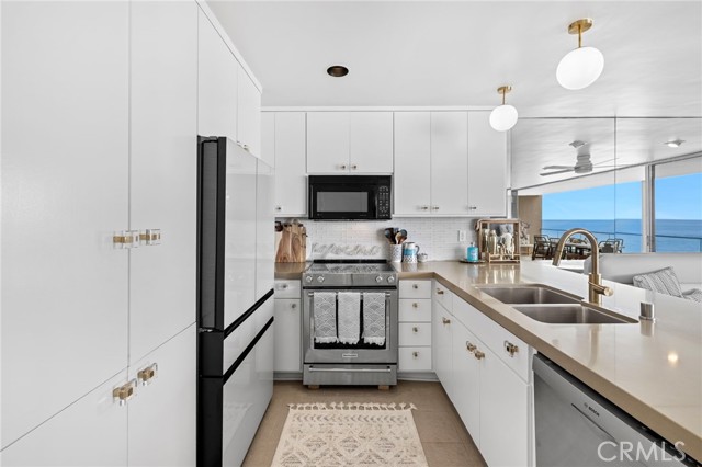 Detail Gallery Image 10 of 58 For 1585 S Coast #32,  Laguna Beach,  CA 92651 - 2 Beds | 2 Baths
