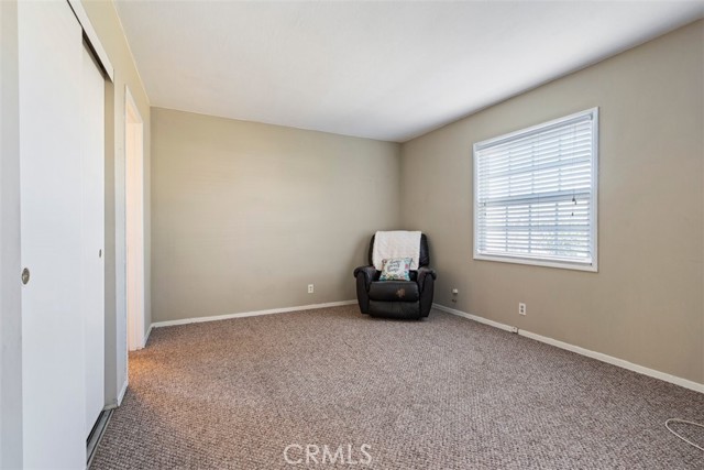 1027 Douglas Avenue photo 5
