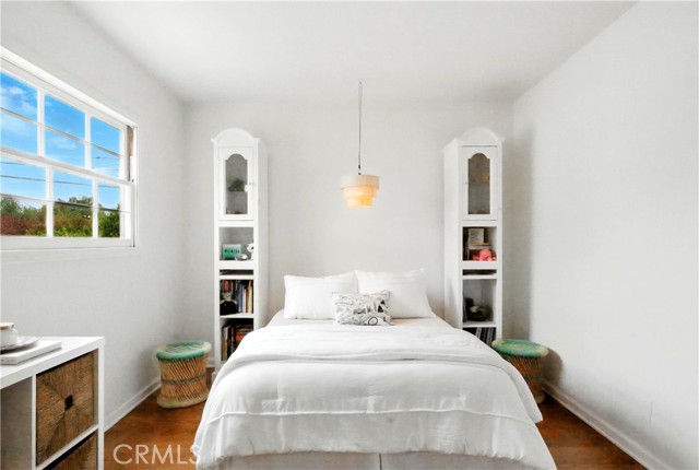 1733 Bayou Way, Seal Beach CA: https://media.crmls.org/medias/131d9b37-1ff9-4eed-ae37-5c9326580e1f.jpg