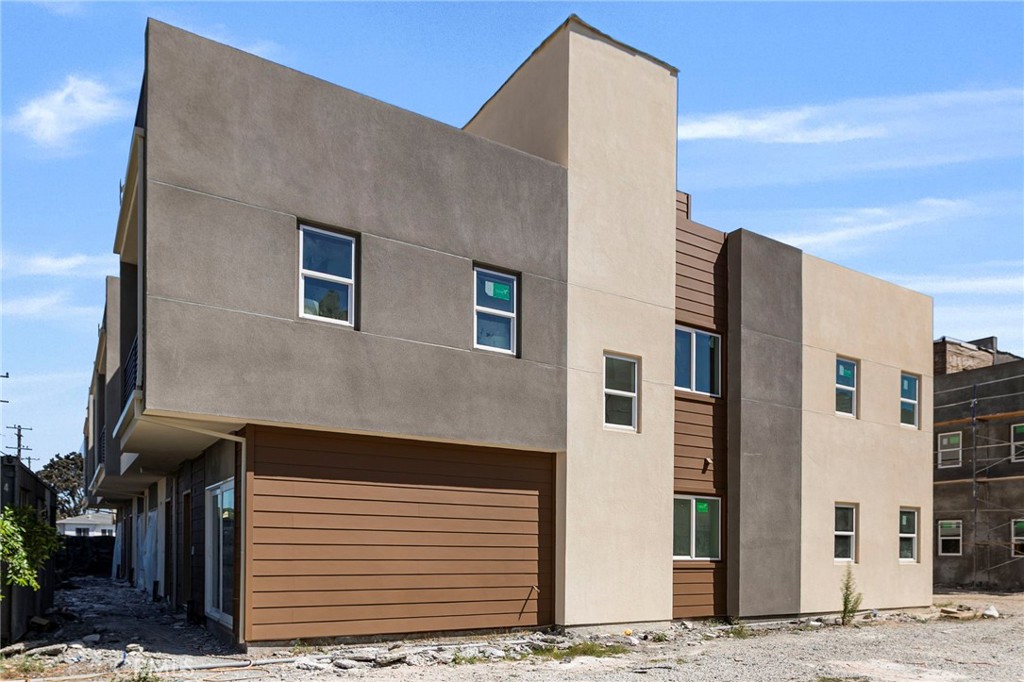 1018 W 223rd Street #6