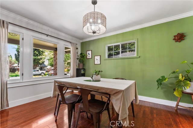 Detail Gallery Image 9 of 40 For 3909 Oakwood Pl, Riverside,  CA 92506 - 4 Beds | 3 Baths