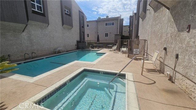 Detail Gallery Image 3 of 25 For 26116 Narbonne Ave #H,  Lomita,  CA 90717 - 2 Beds | 2 Baths