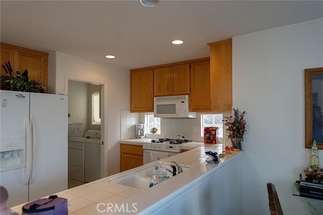 Detail Gallery Image 9 of 17 For 223 S 11th St, Grover Beach,  CA 93433 - 3 Beds | 2/1 Baths