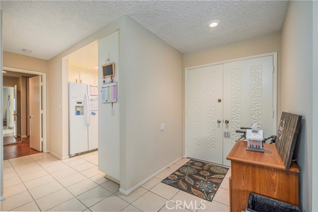 Detail Gallery Image 8 of 35 For 2402 via Mariposa 1e,  Laguna Woods,  CA 92637 - 2 Beds | 2 Baths