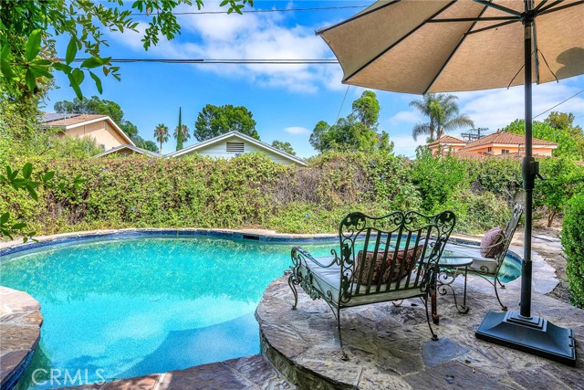 Detail Gallery Image 24 of 34 For 22015 Independencia St, Woodland Hills,  CA 91364 - 3 Beds | 2 Baths