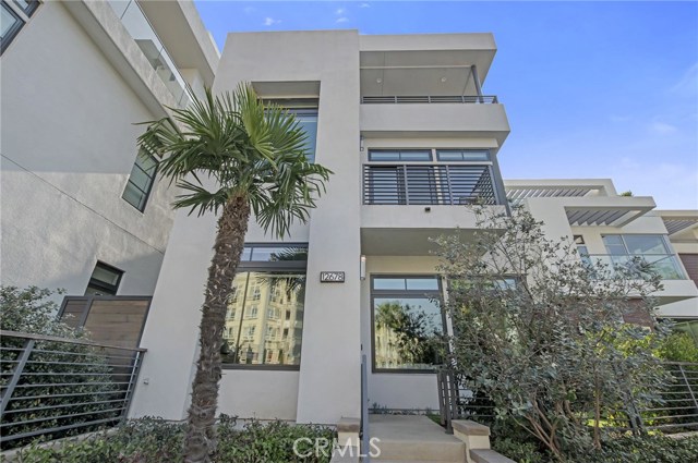 12678 Millennium Playa Vista, California Playa Vista luxury urban oasis awaits you! Fresh, easy, comfortable open floor plan is ideal for entertaining guests. The living, kitchen and dining areas flow easily to an outside patio, allowing for the indoor/outdoor experience. The beautifully appointed kitchen has state-of-the-art large appliances, with abundant cabinets and a center island with seating for 6. Unwind in the deluxe main suite with a balcony that offers views of an expansive green park, relax in a luxurious spa bath off a grand walk-in closet. Take the elevator to a large, roomy family room off the third floor. This is the perfect place to lounge on your own or relax with friends. The garage has a huge amount of storage with an additional parking spot outside. This home is situated within The Collection, a self-contained community boasting a dog park, soccer field, parks and walking trails, all within walking distance to dining and shopping. (Whole Foods very near!) Location is ideal for those who need to travel to nearby West LA and Culver City. About 2 miles to the beach.