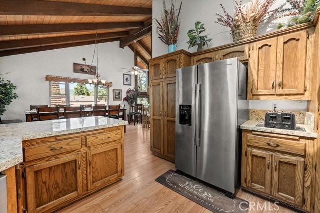 Detail Gallery Image 13 of 46 For 1042 Pine Mountain Dr, Big Bear City,  CA 92314 - 4 Beds | 3 Baths