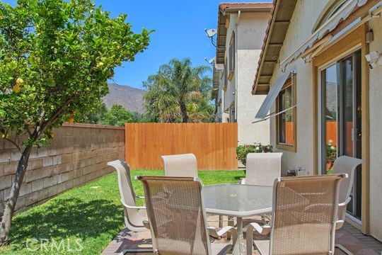 4516 Streamport Drive, Riverside CA: https://media.crmls.org/medias/13220ba5-9016-4fe0-a39c-cdc516c37049.jpg