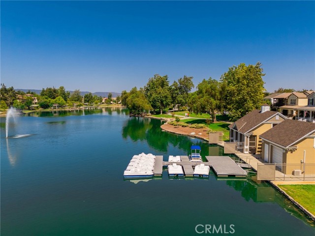 40026 Stowe Road, Temecula CA: https://media.crmls.org/medias/132305a4-5951-4e33-9107-093230f0ab18.jpg