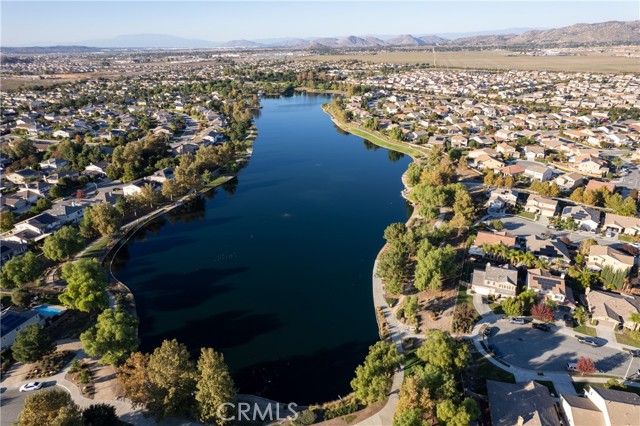 29101 Springshores Drive, Menifee CA: https://media.crmls.org/medias/13238323-b562-4f44-b360-73a57d515520.jpg