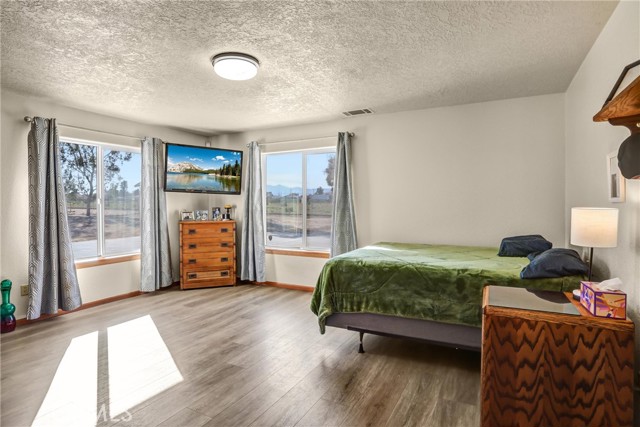 Detail Gallery Image 29 of 48 For 15813 Willow St, Hesperia,  CA 92345 - 4 Beds | 2/1 Baths