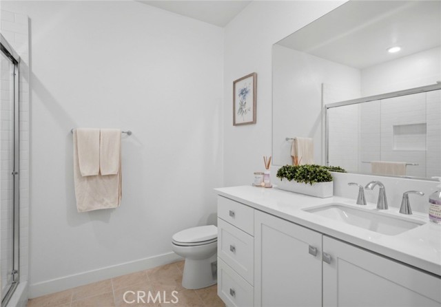 Detail Gallery Image 13 of 34 For 175 Sash, Irvine,  CA 92618 - 4 Beds | 3/1 Baths