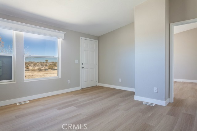 Detail Gallery Image 5 of 25 For 45310 200th St, Lancaster,  CA 93535 - 3 Beds | 2 Baths