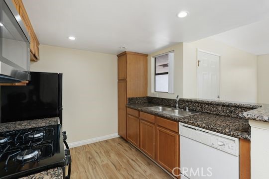 Detail Gallery Image 3 of 35 For 1313 Massachusettes Ave #203,  Riverside,  CA 92507 - 2 Beds | 1 Baths